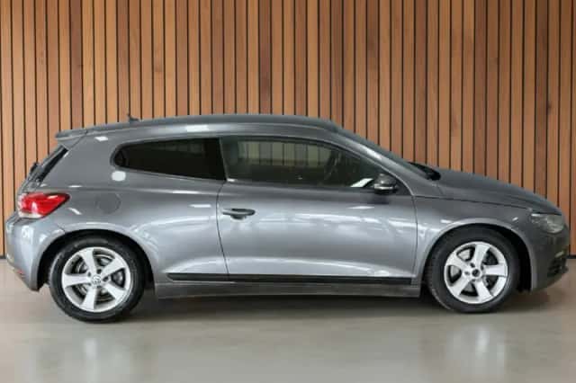 Volkswagen Scirocco (2011) thumbnail 6