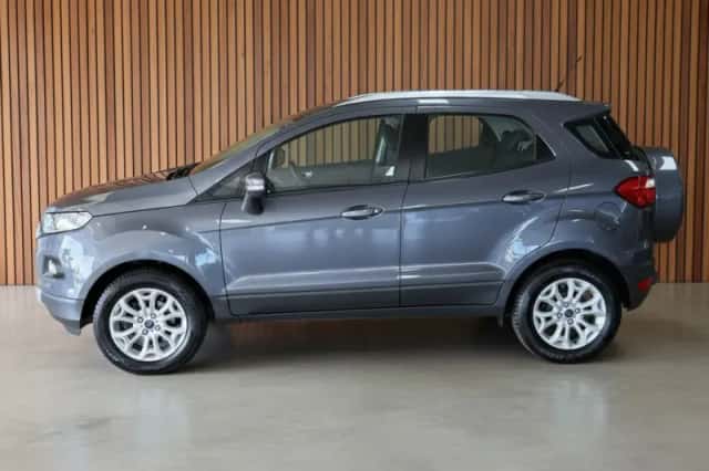 Ford EcoSport (2016) thumbnail 2