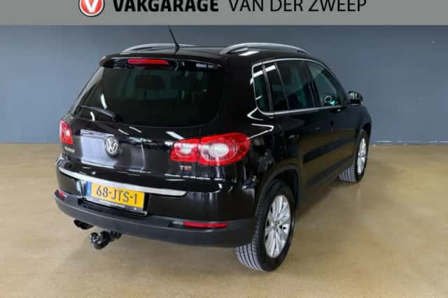 Volkswagen Tiguan (2009) thumbnail 6