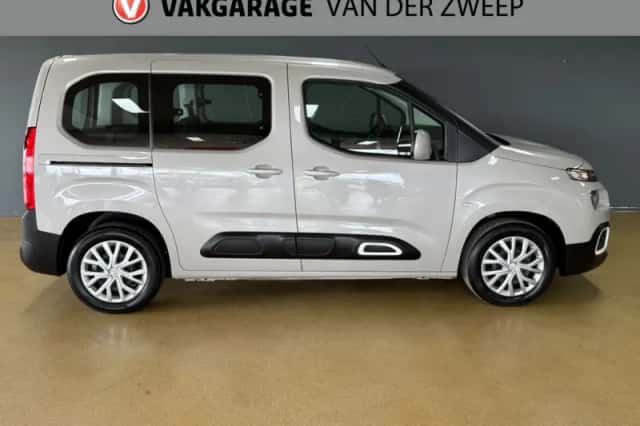 Citroën Berlingo (2021) thumbnail 4