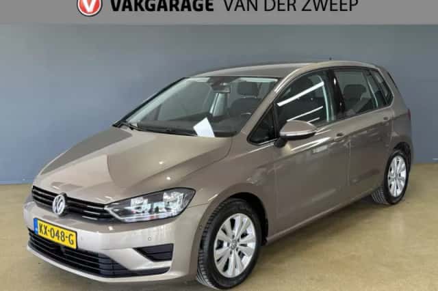 Volkswagen Golf (2016) thumbnail 1