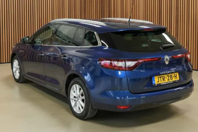 Renault Mégane (2018) thumbnail 3