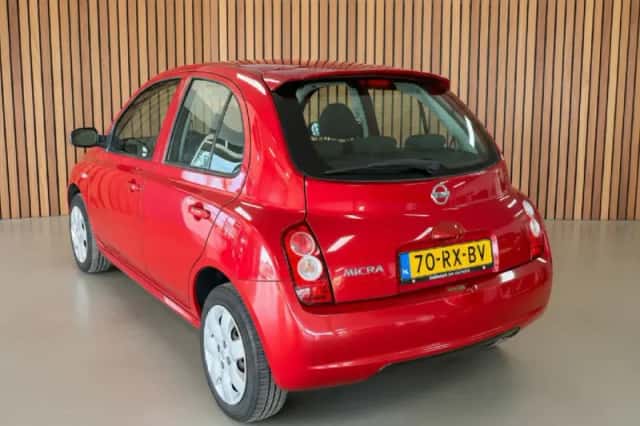 Nissan Micra (2005) thumbnail 3
