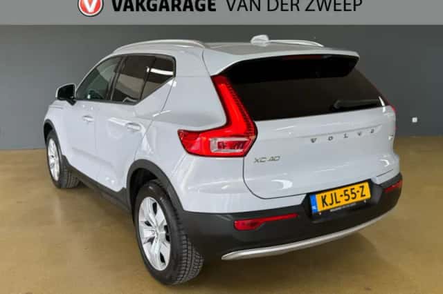 Volvo XC40 (2020) thumbnail 6