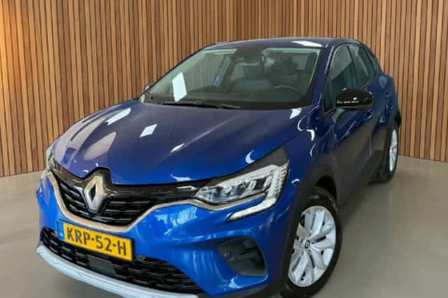 Renault Captur (2021) thumbnail 1