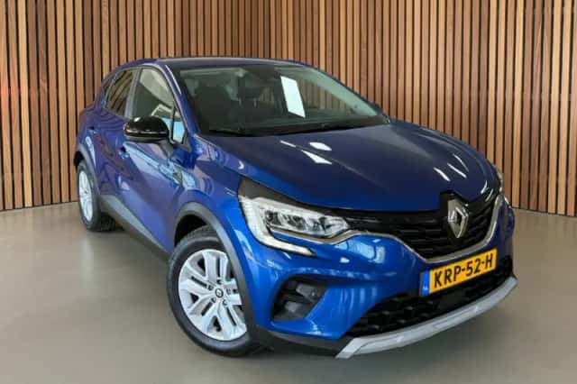 Renault Captur (2021) thumbnail 2