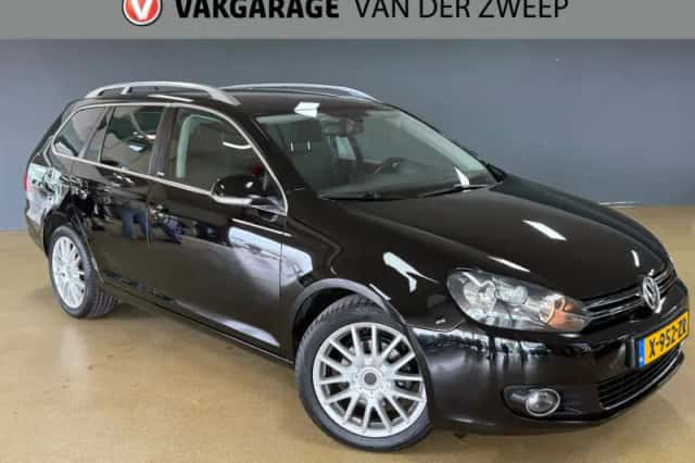 Volkswagen Golf (2012) thumbnail 2