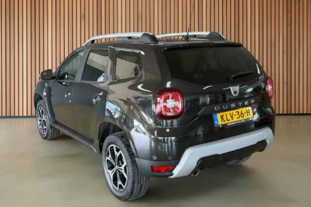 Dacia Duster (2018) thumbnail 3
