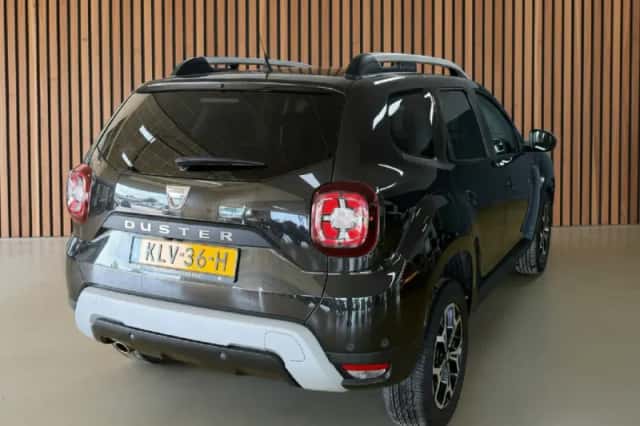 Dacia Duster (2018) thumbnail 4