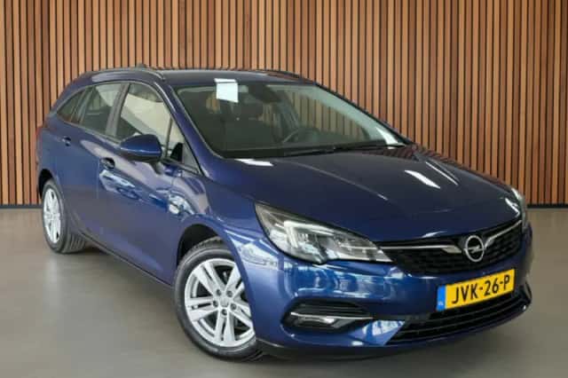 Opel Astra (2021) thumbnail 2