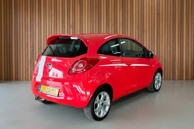 Ford Ka (2011) thumbnail 3