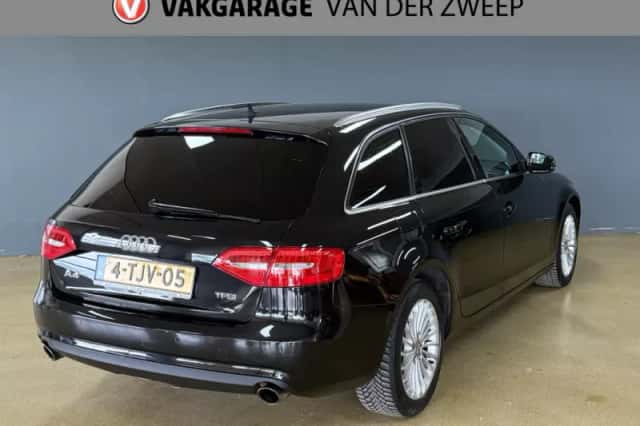 Audi A4 (2014) thumbnail 4