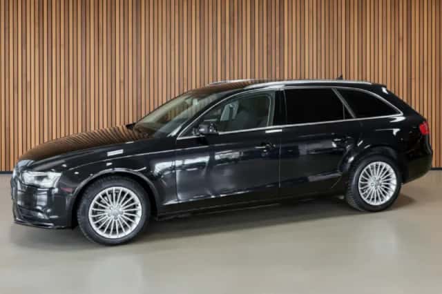 Audi A4 (2014) thumbnail 5