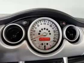 MINI Cooper thumbnail 13