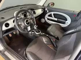 MINI Cooper thumbnail 8