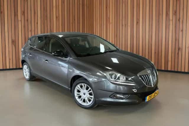 Lancia Delta (2008) thumbnail 2