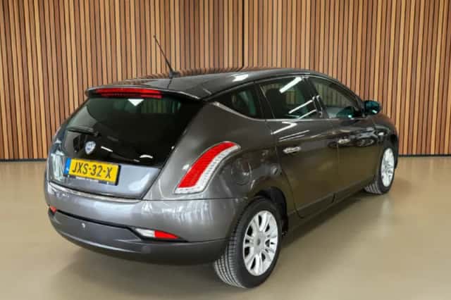 Lancia Delta (2008) thumbnail 4