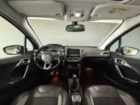 Peugeot 2008 (2018) thumbnail 11