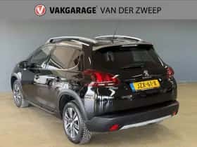 Peugeot 2008 (2018) thumbnail 3