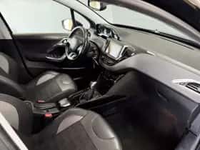 Peugeot 2008 (2018) thumbnail 7