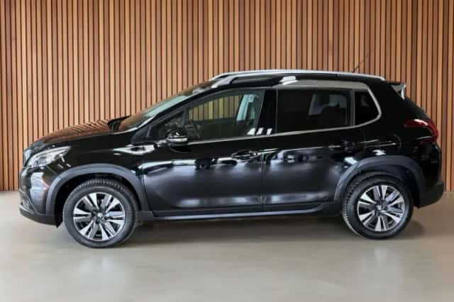 Peugeot 2008 (2018) thumbnail 6