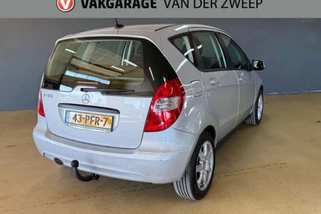 Mercedes-Benz A-Klasse (2011) thumbnail 4
