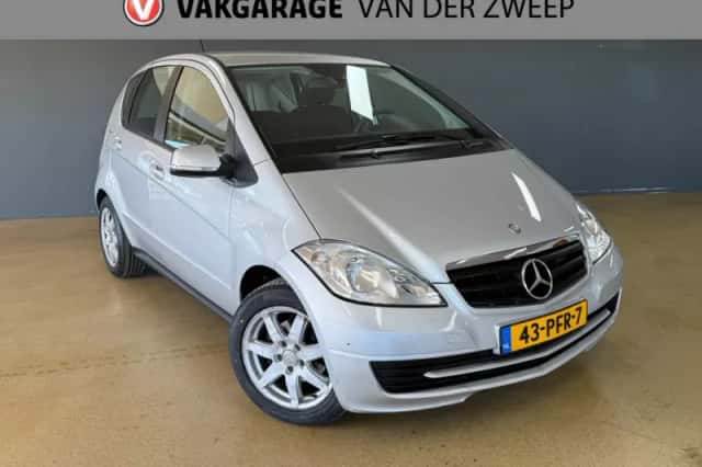 Mercedes-Benz A-Klasse (2011) thumbnail 6