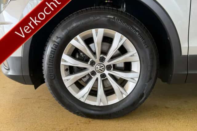 Volkswagen Tiguan (2019) thumbnail 6