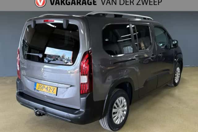 Peugeot Rifter (2020) thumbnail 5