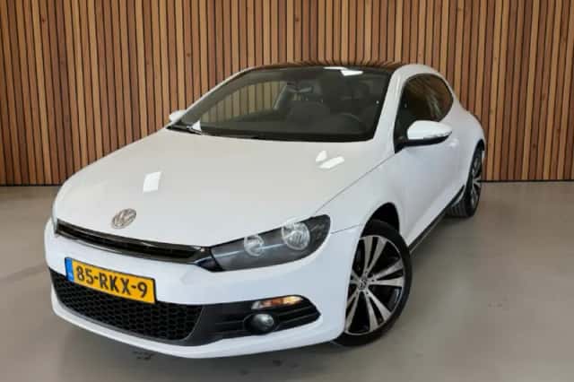 Volkswagen Scirocco (2011) thumbnail 1