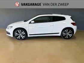 Volkswagen Scirocco (2011) thumbnail 2
