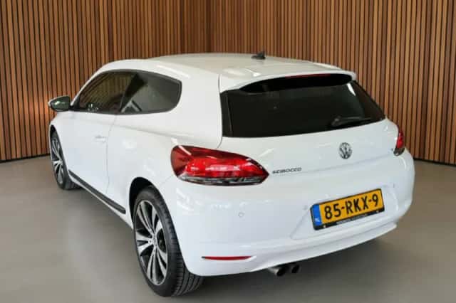 Volkswagen Scirocco (2011) thumbnail 4