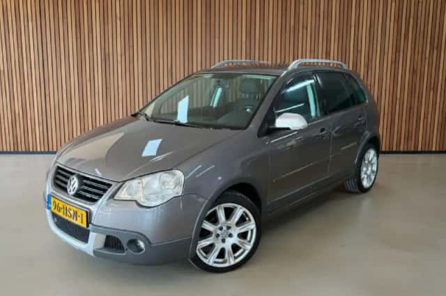 Volkswagen Polo (2009) thumbnail 1