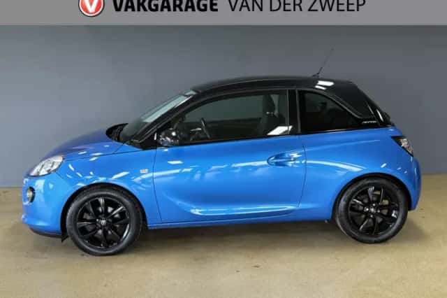 Opel Adam (2015) thumbnail 2