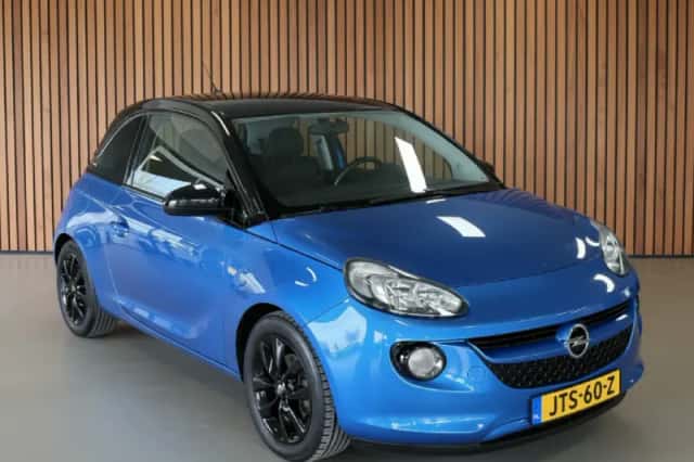 Opel Adam (2015) thumbnail 2