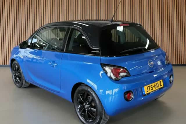 Opel Adam (2015) thumbnail 4
