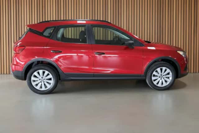 SEAT Arona (2019) thumbnail 5