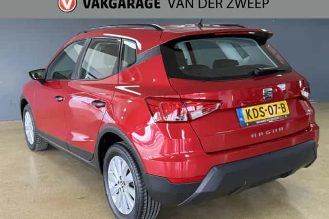 SEAT Arona (2019) thumbnail 5