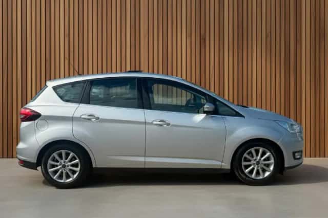 Ford C-Max (2016) thumbnail 5