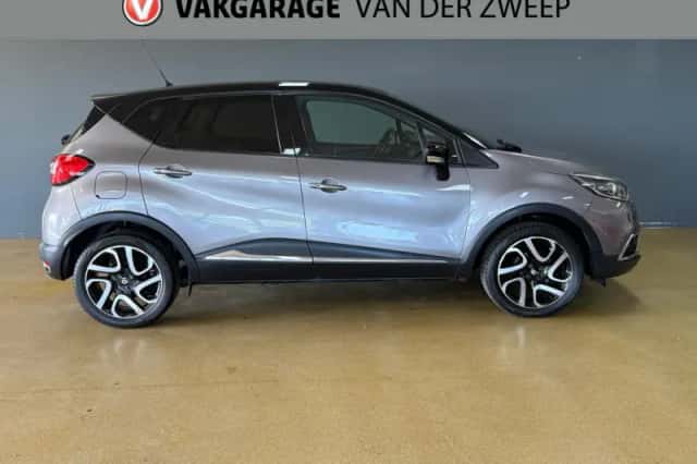 Renault Captur (2015) thumbnail 3