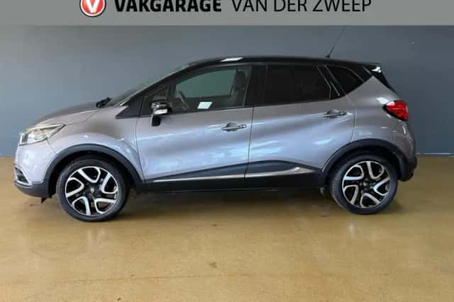 Renault Captur (2015) thumbnail 4