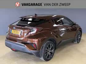 Toyota C-HR thumbnail 4