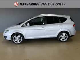 SEAT Altea XL (2011) thumbnail 2