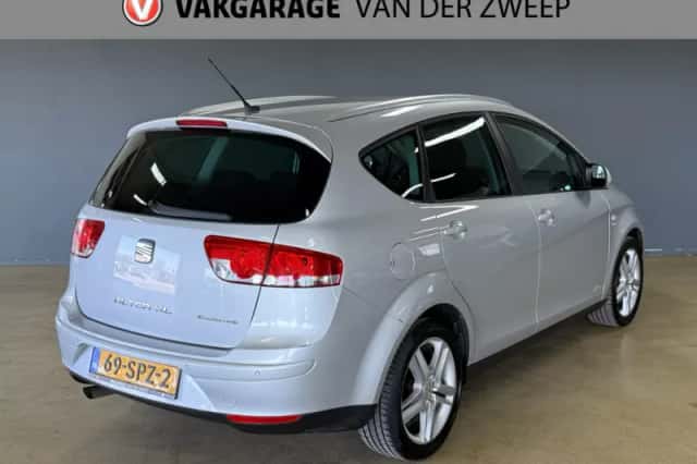 SEAT Altea XL (2011) thumbnail 4