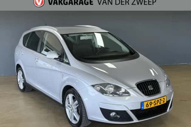 SEAT Altea XL (2011) thumbnail 6