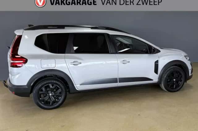 Dacia Jogger (2022) thumbnail 5