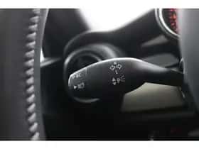 MINI Cooper (2023) thumbnail 23