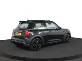 MINI Cooper (2023) thumbnail 5