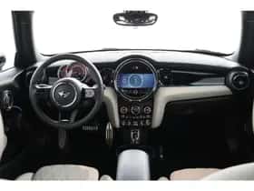 MINI Cooper (2023) thumbnail 8
