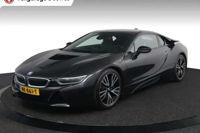 BMW I8 (2015) thumbnail 1